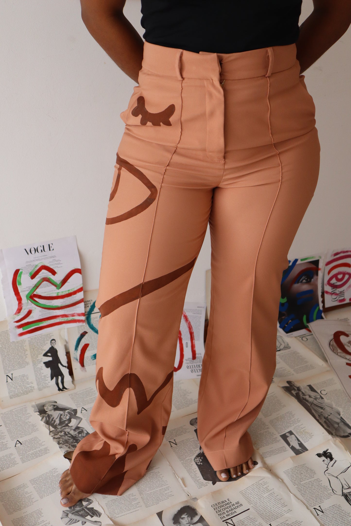 Calça alfaiataria pintada a mão - marrom